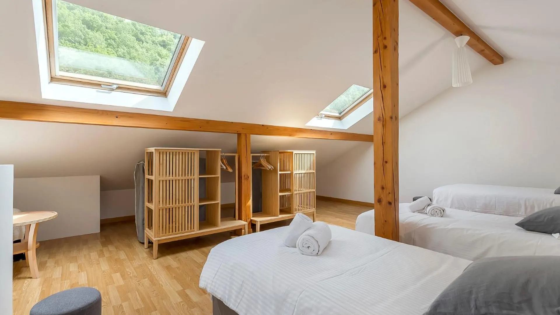 Maison Gaia Hieres-Sur-Amby 0*,  France