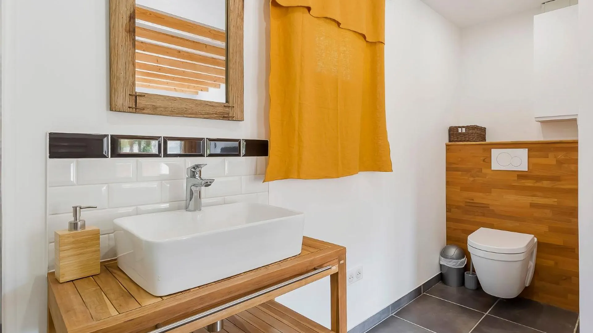 Maison Gaia Hieres-Sur-Amby