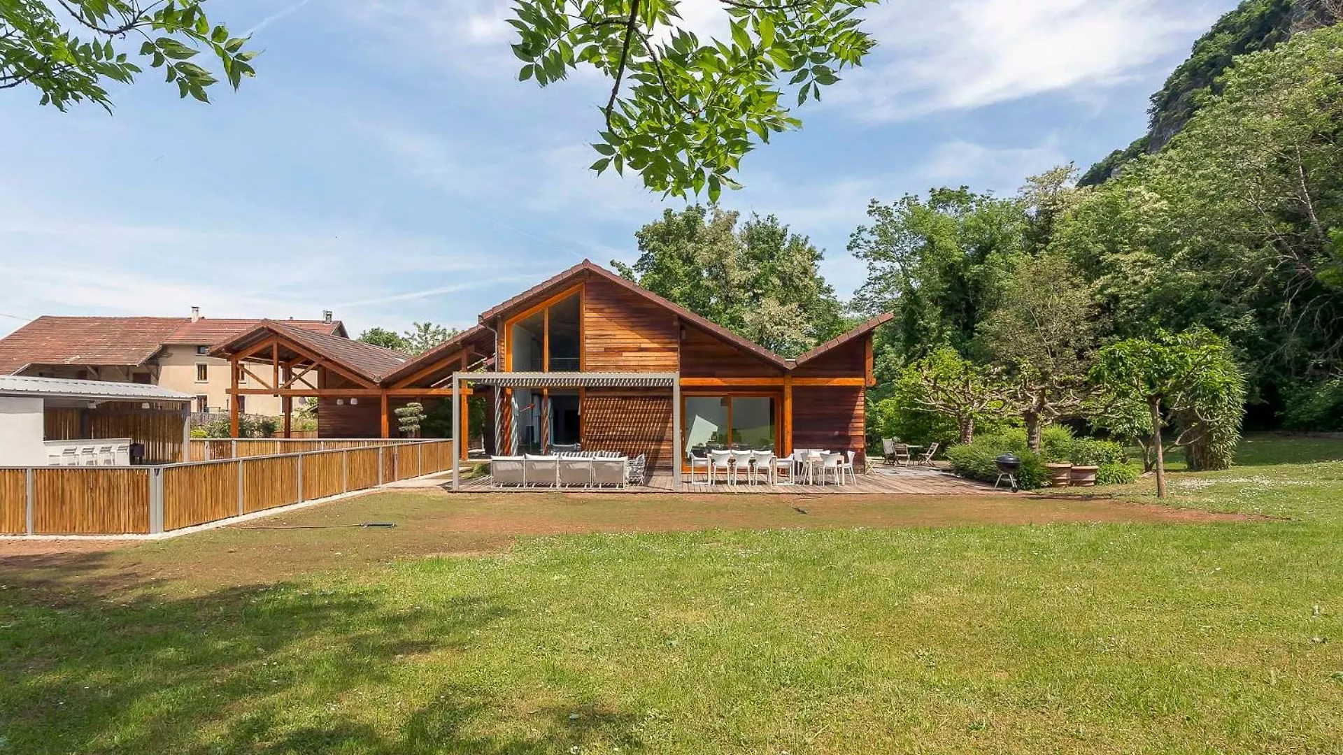 Maison Gaia Hieres-Sur-Amby Villa